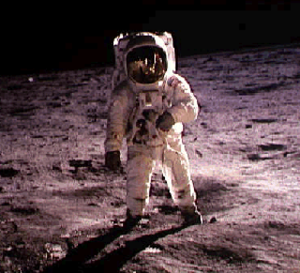 Il Primo Uomo sulla Luna