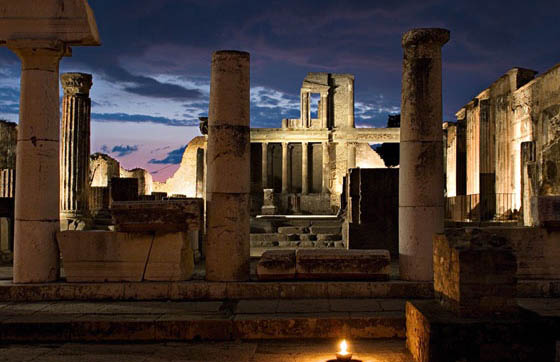 Pompei di Notte