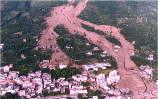 Alluvione di Sarno e Quindici del 1998