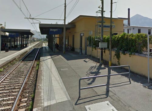 stazione fs angri