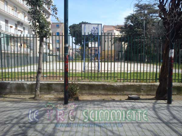 Ripristinata la recinzione intorno alle scuole di via Cervinia