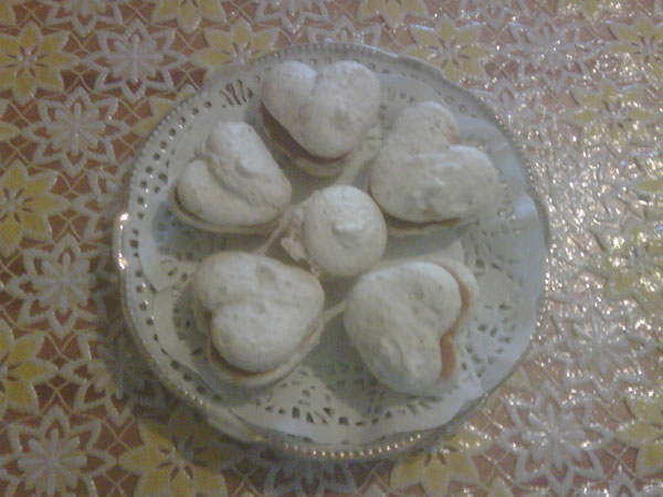 Macarones alle nocciole